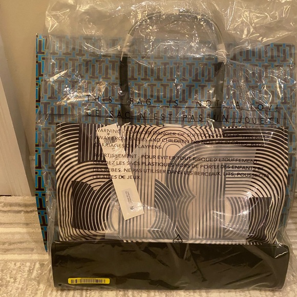 Tory Burch Black and White Tote Bag - Picture 7 of 7